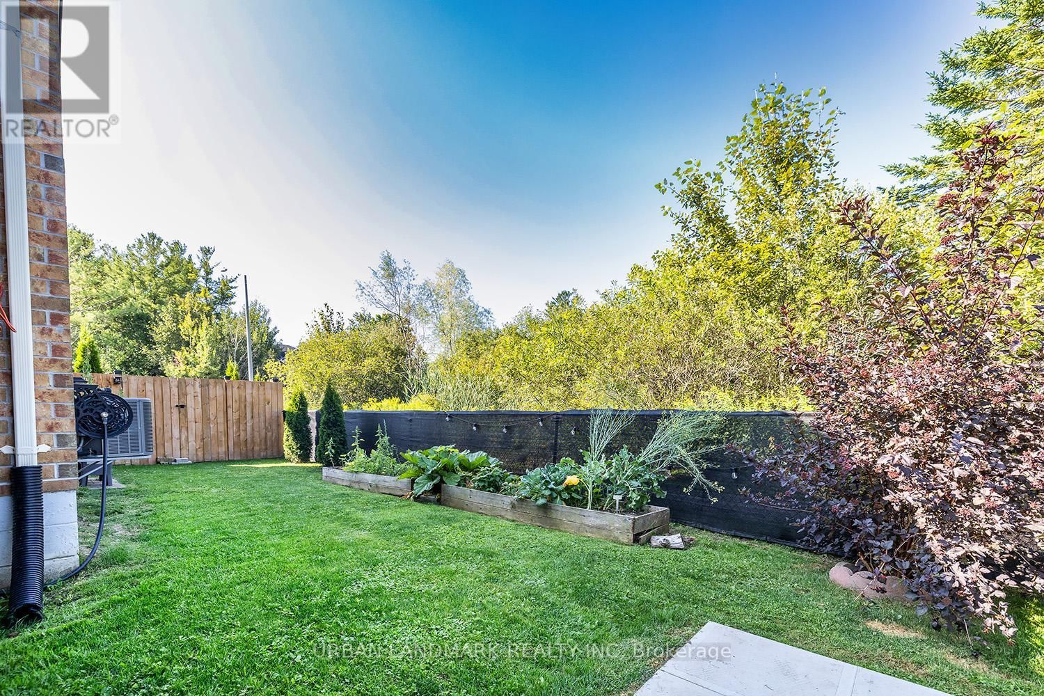 26 BROOKSIDE STREET Image 29