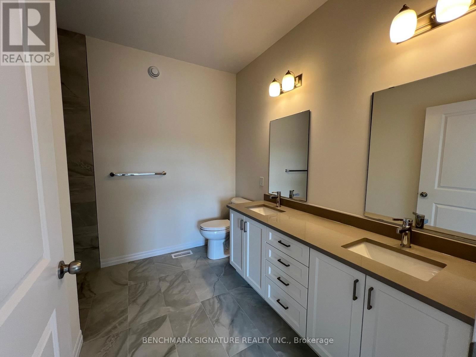 57 BARN OWL WAY Image 10