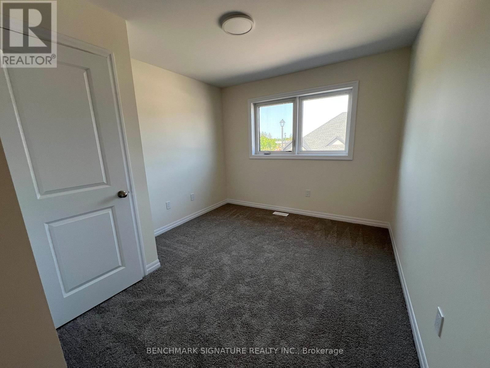 57 BARN OWL WAY Image 13