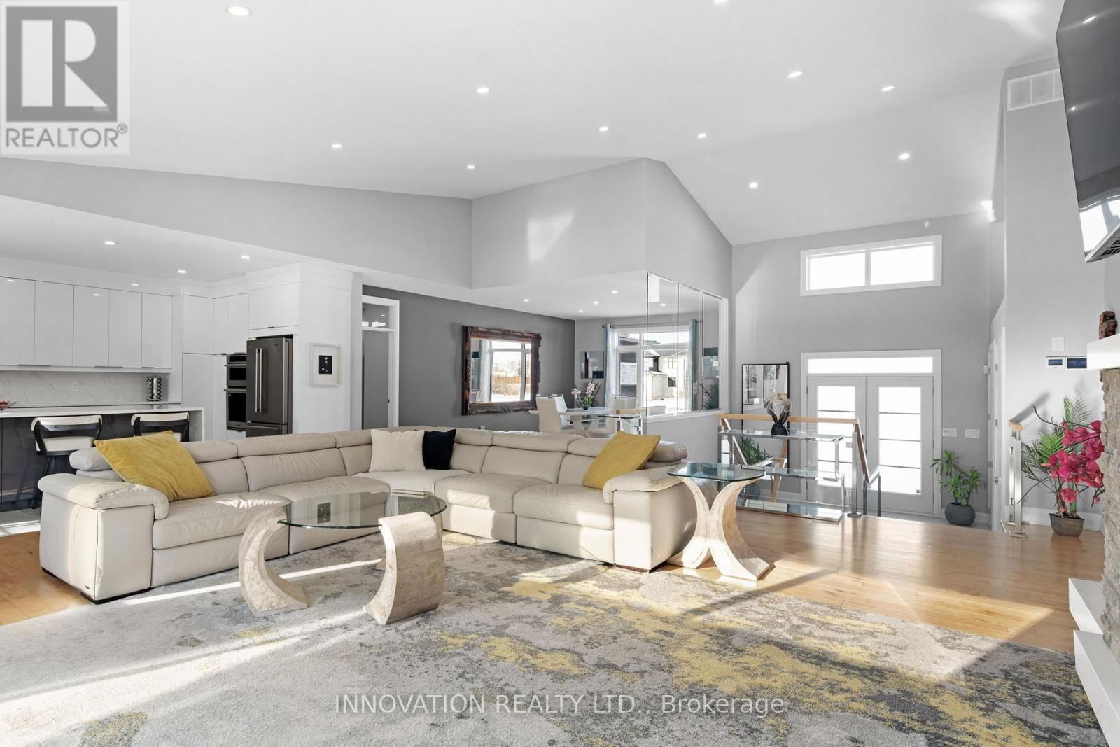 651 BALLYCASTLE CRESCENT Image 12