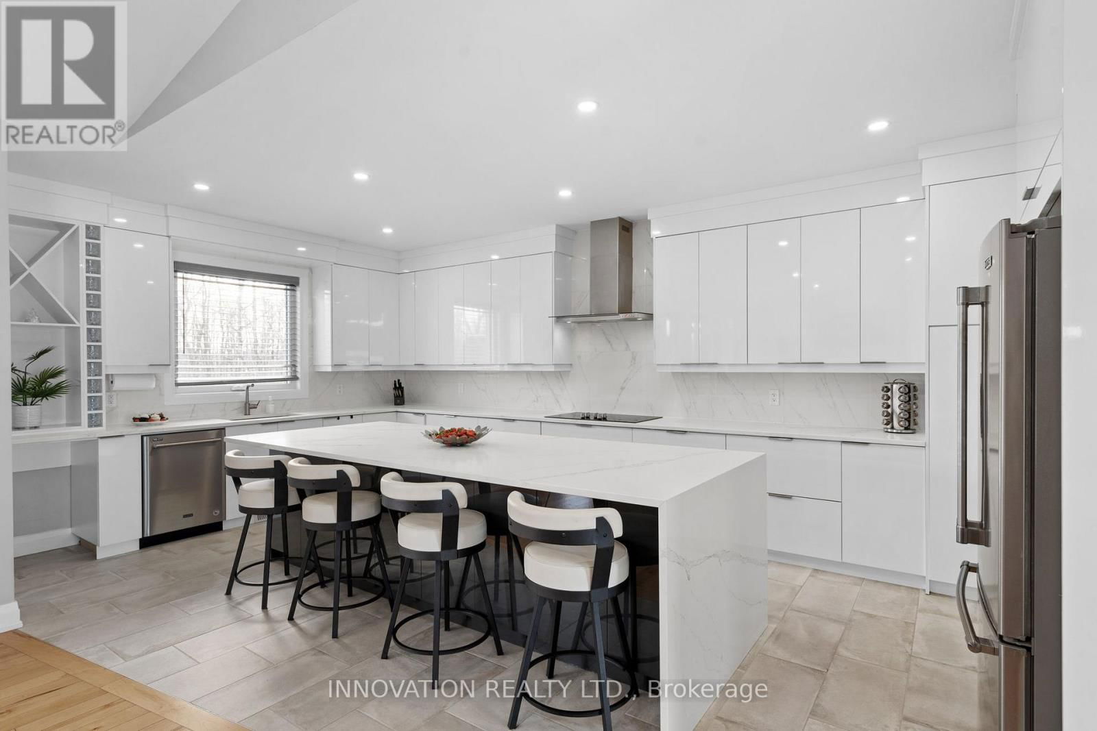 651 BALLYCASTLE CRESCENT Image 17