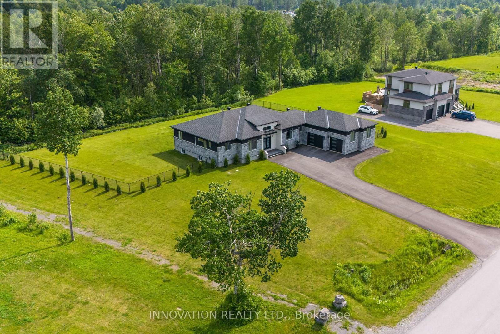 651 BALLYCASTLE CRESCENT Image 2