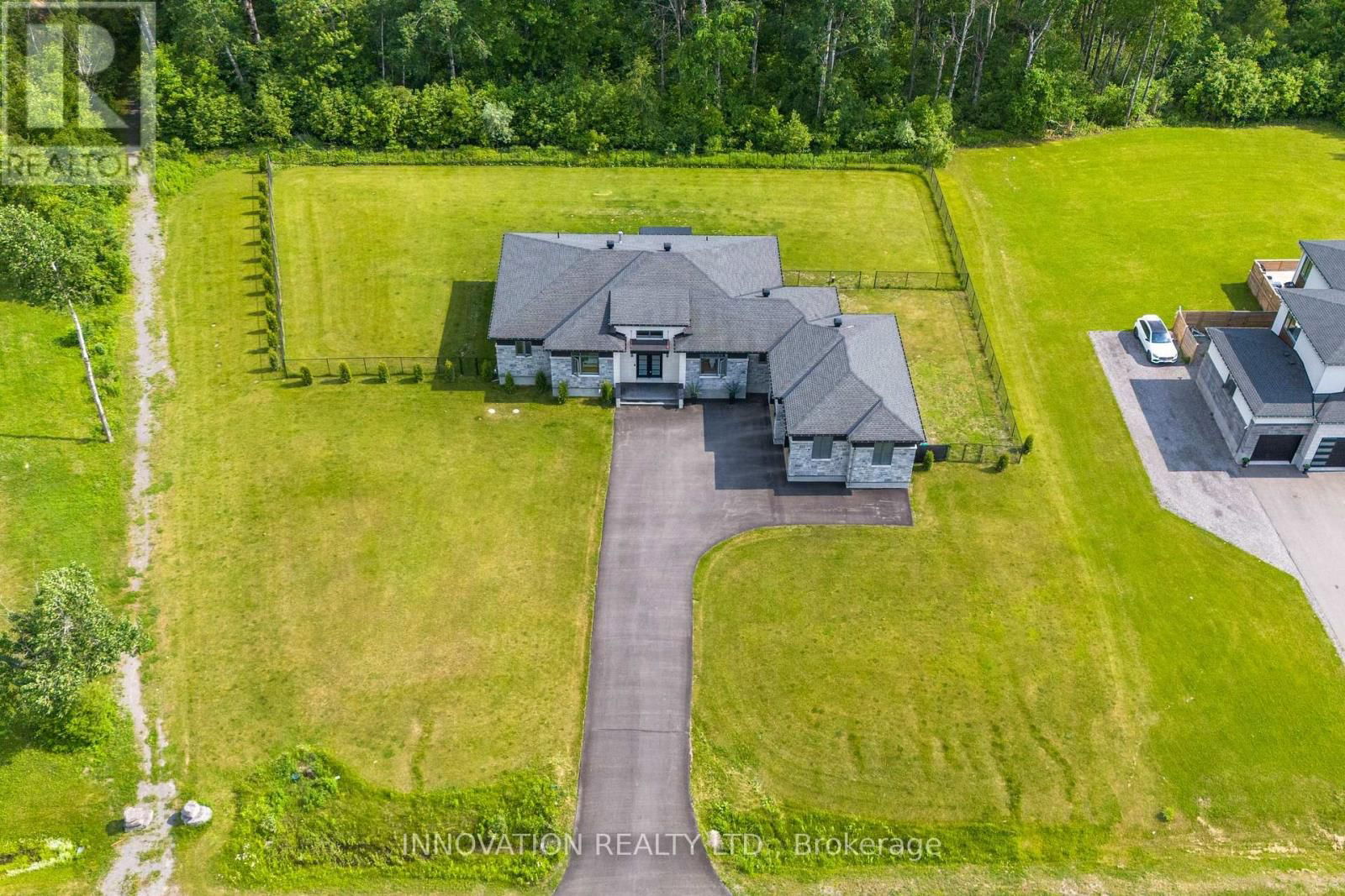 651 BALLYCASTLE CRESCENT Image 4