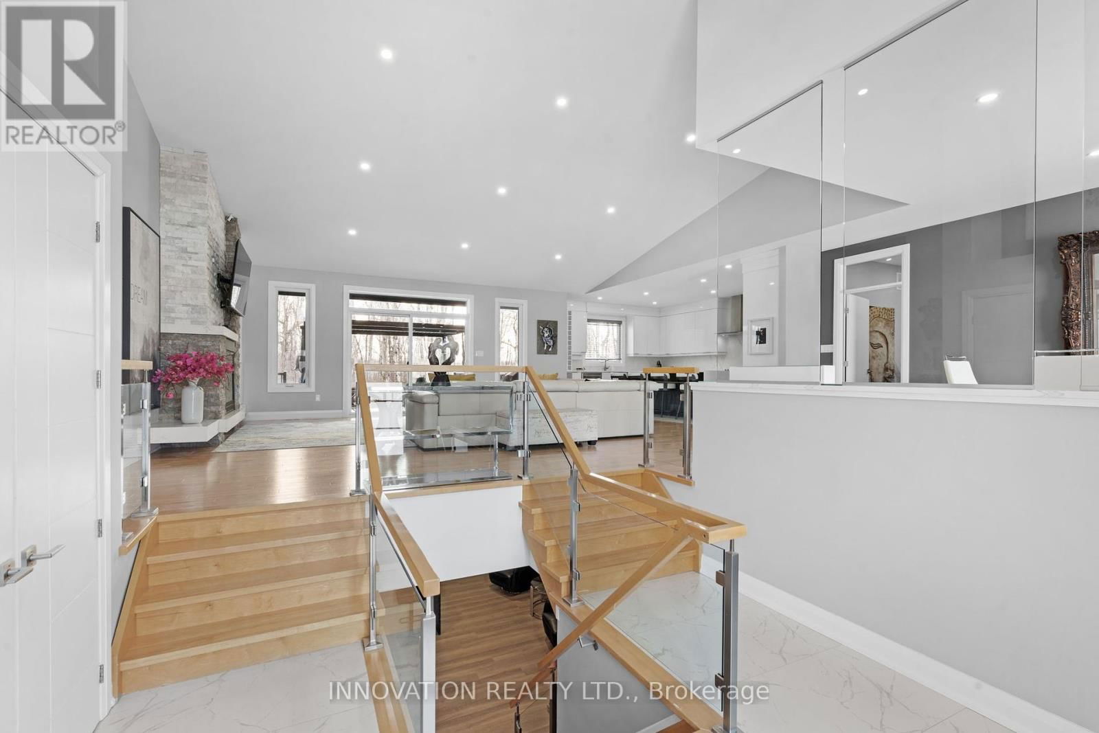 651 BALLYCASTLE CRESCENT Image 9