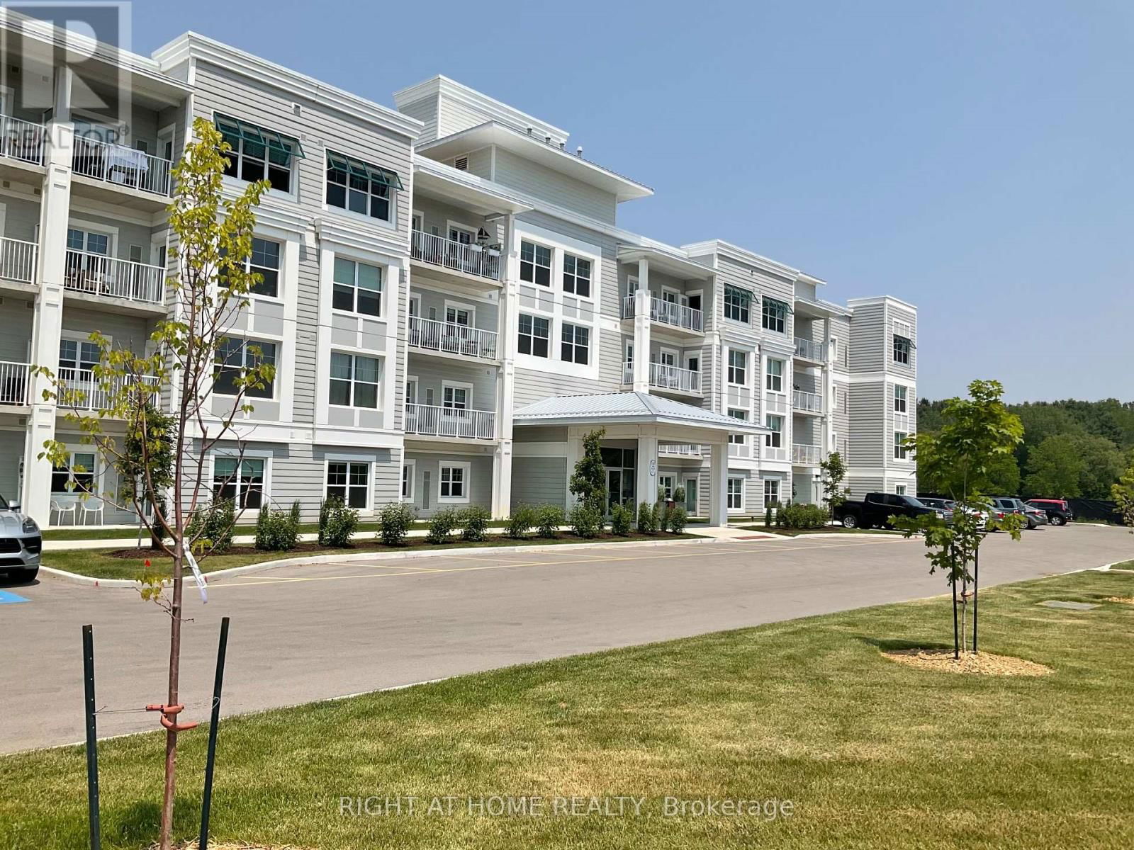 211 - 100 THE PROMENADE ROAD Image 2
