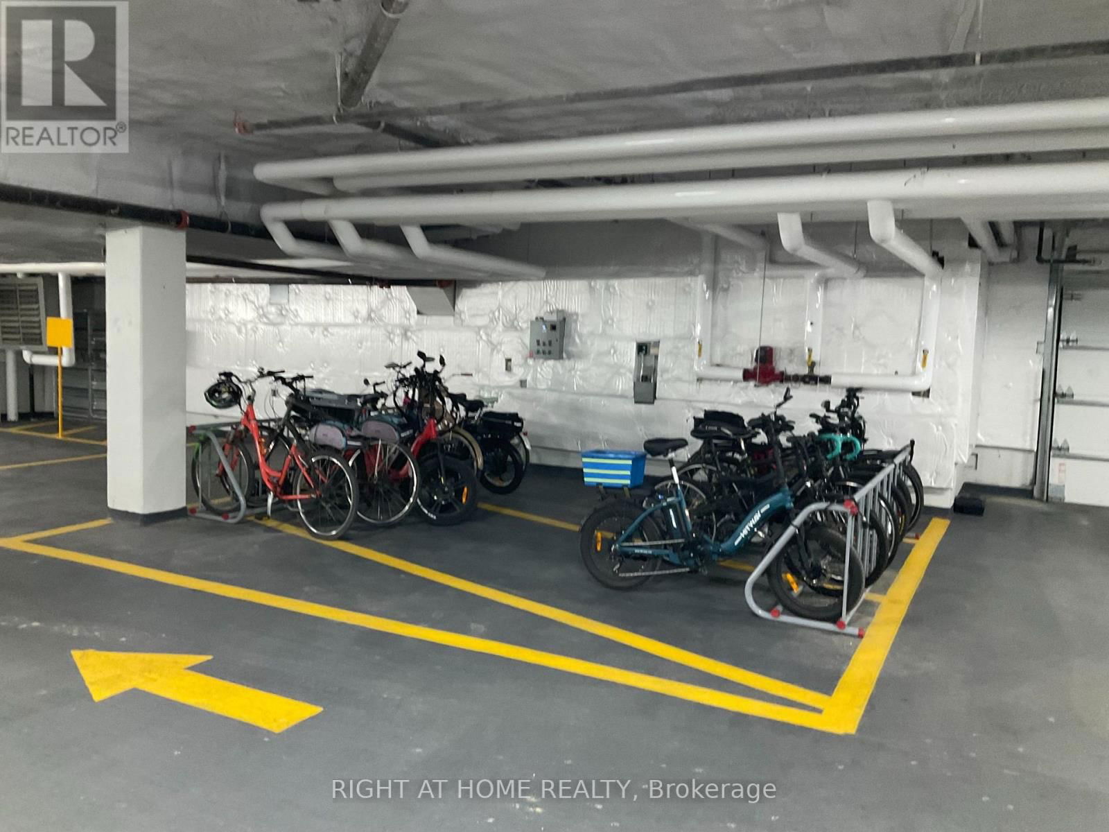 211 - 100 THE PROMENADE ROAD Image 27