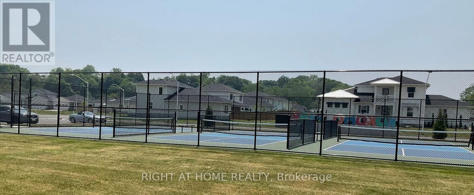211 - 100 THE PROMENADE ROAD Image 34