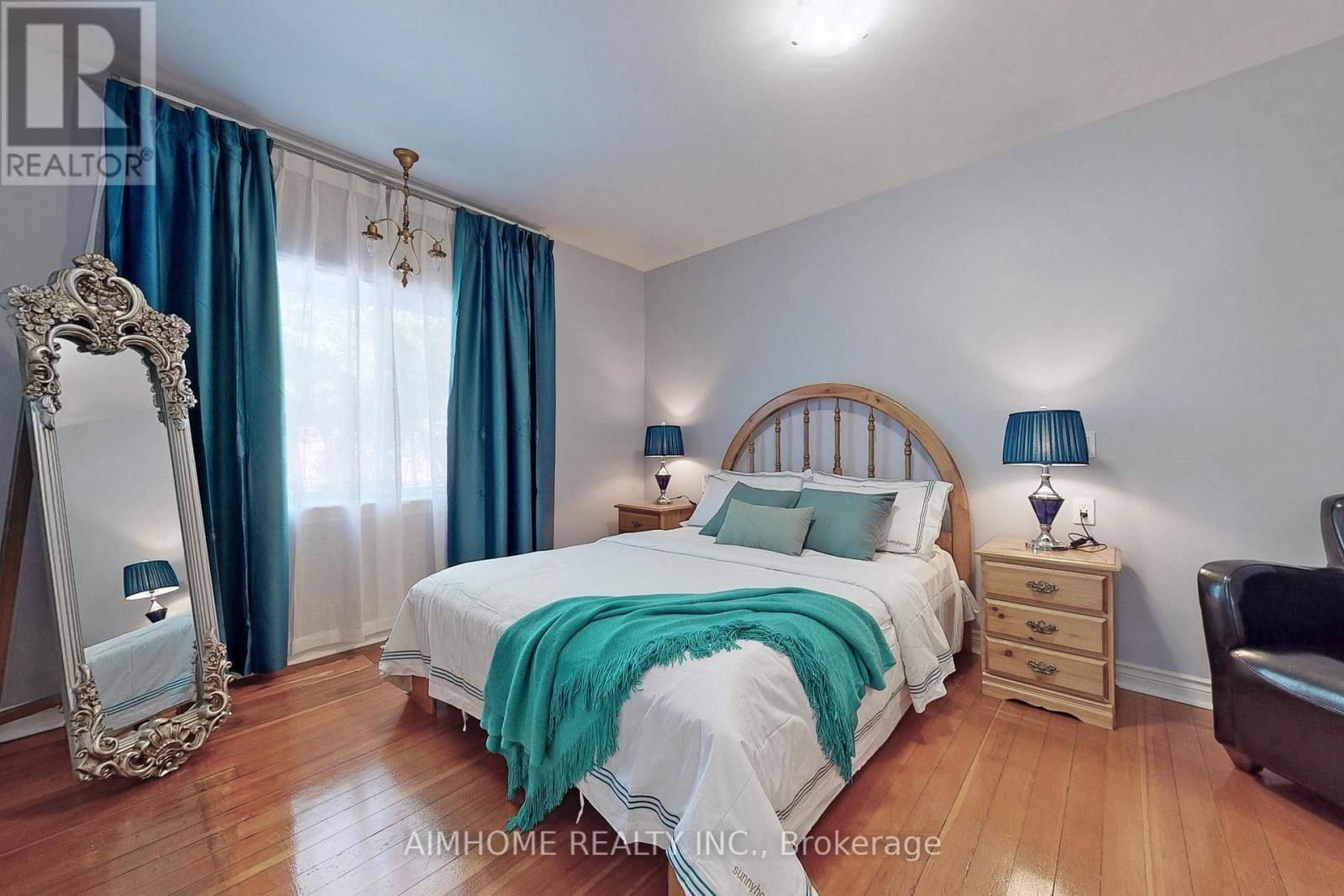 127 MARY STREET Image 9