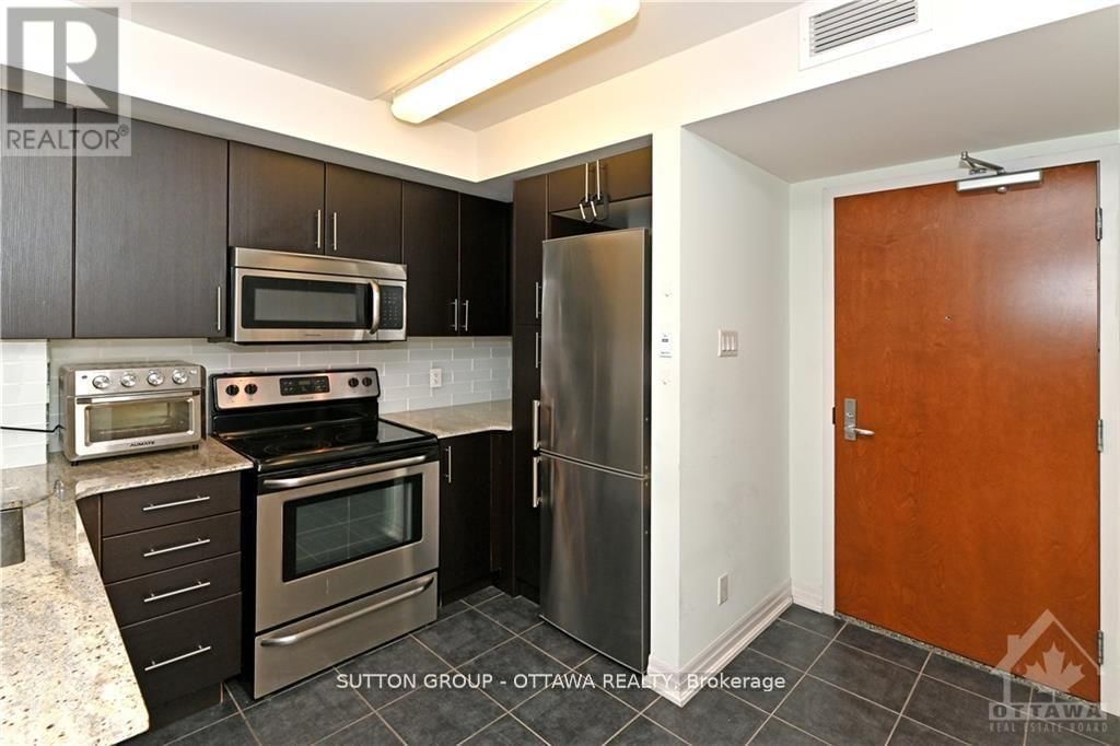 706 - 242 RIDEAU STREET Image 16