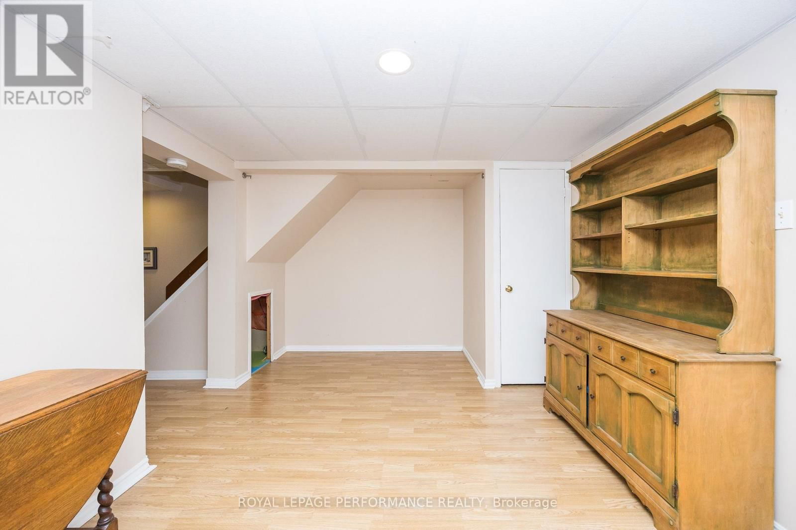 49 REANEY COURT Image 38