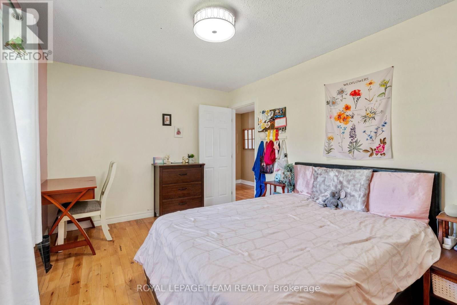 627 UPPER OAKLEAF ROAD Image 21