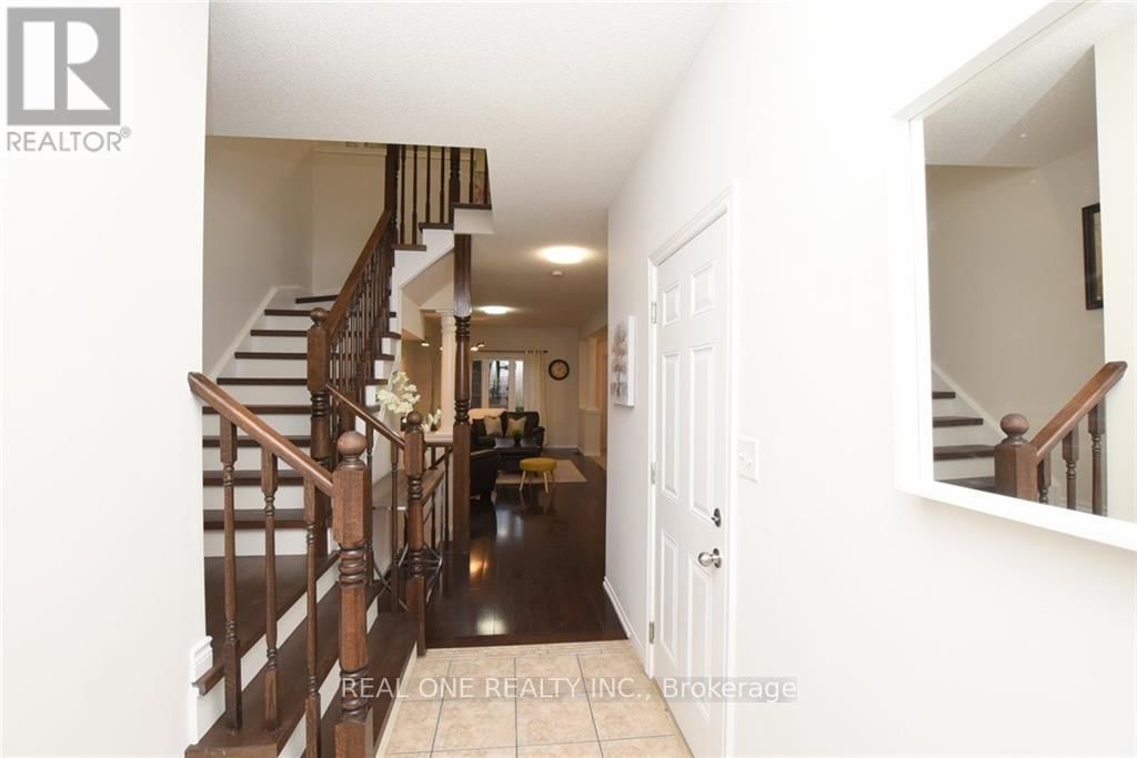 351 STONEHENGE DRIVE Image 2