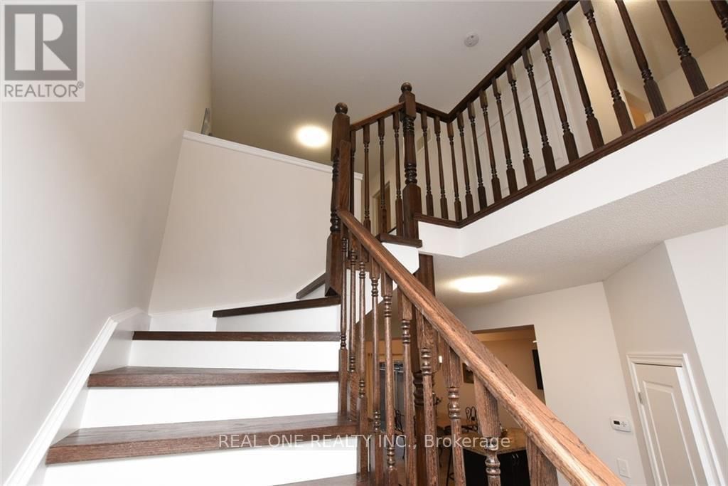 351 STONEHENGE DRIVE Image 20