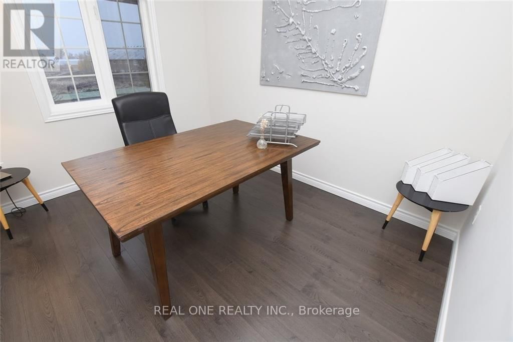 351 STONEHENGE DRIVE Image 32