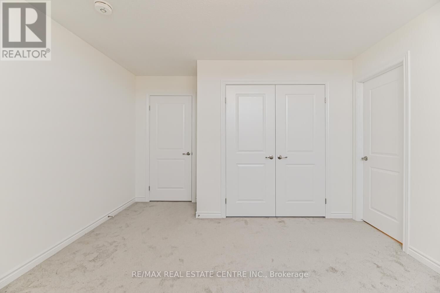 8 STOKES ROAD Image 30