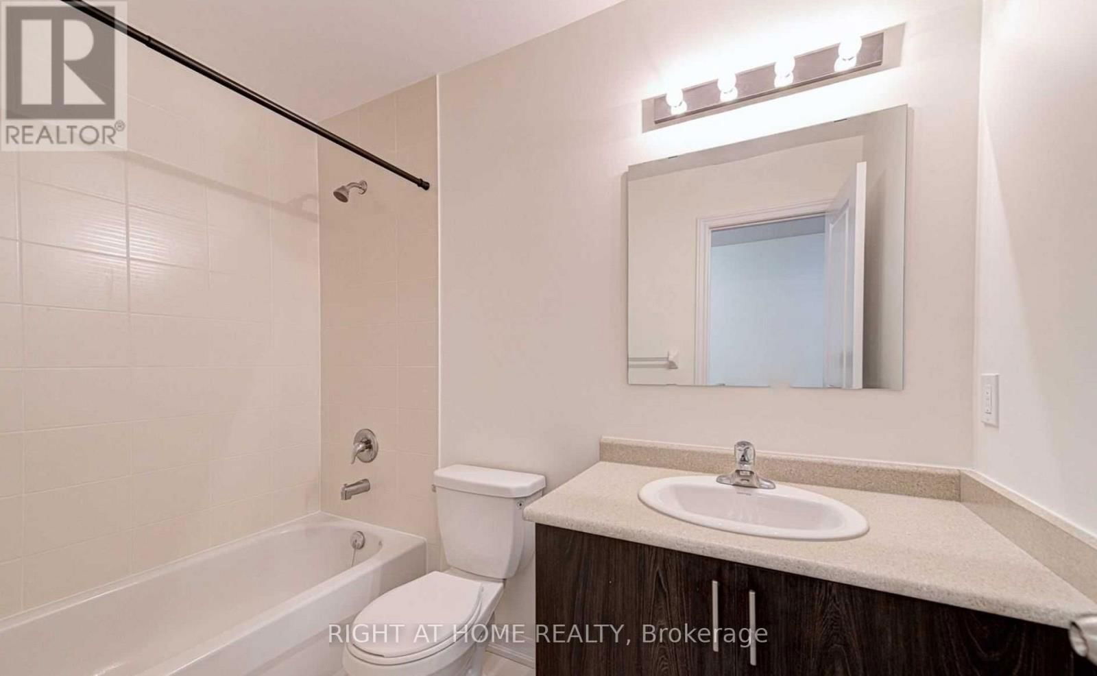 43 - 88 DECORSO DRIVE Image 24