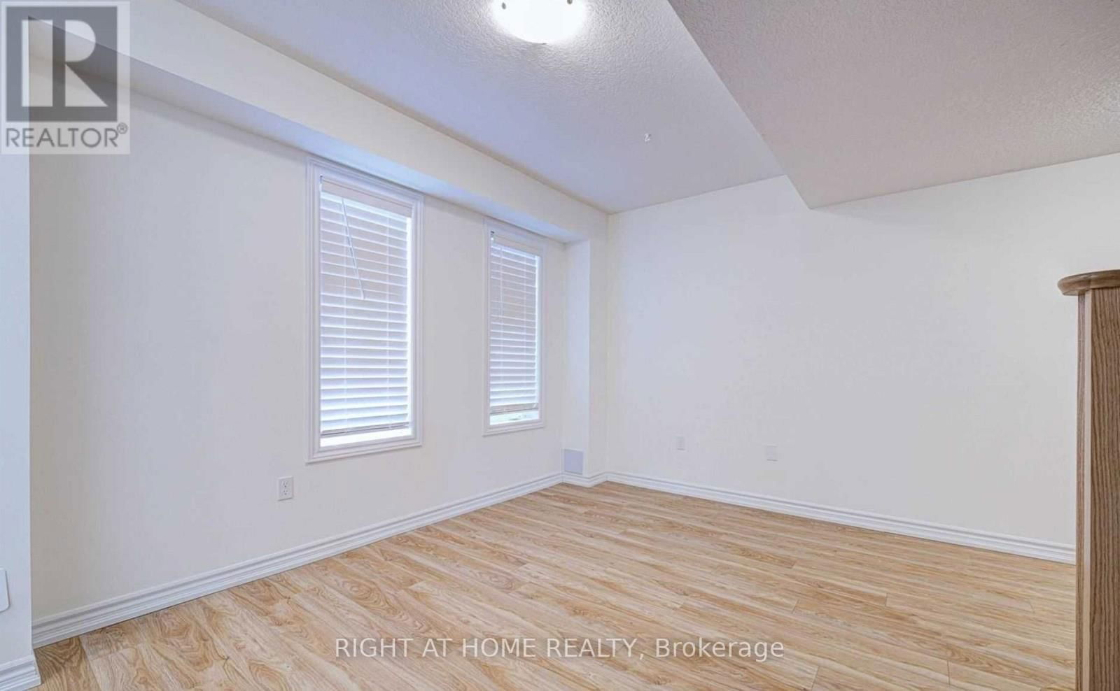 43 - 88 DECORSO DRIVE Image 5
