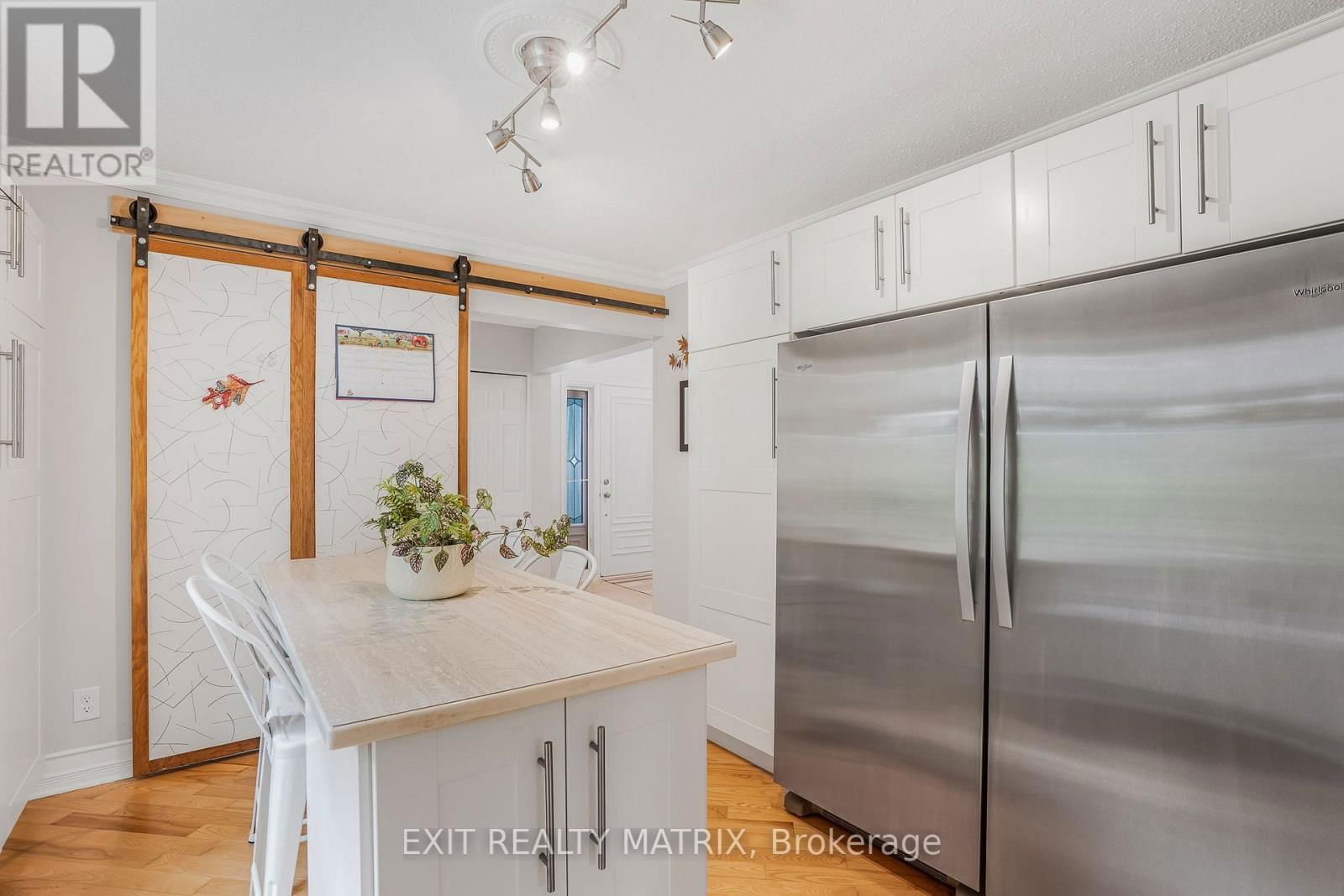 1690 CAMINITI CRESCENT Image 11