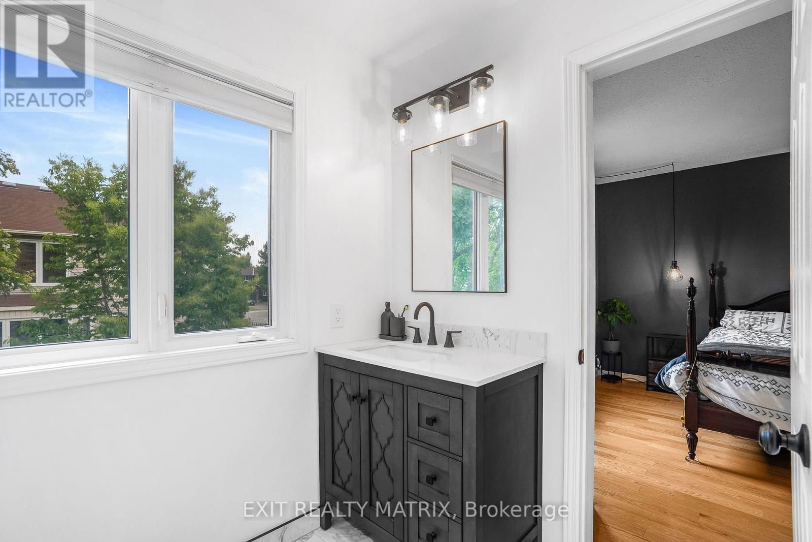 1690 CAMINITI CRESCENT Image 26
