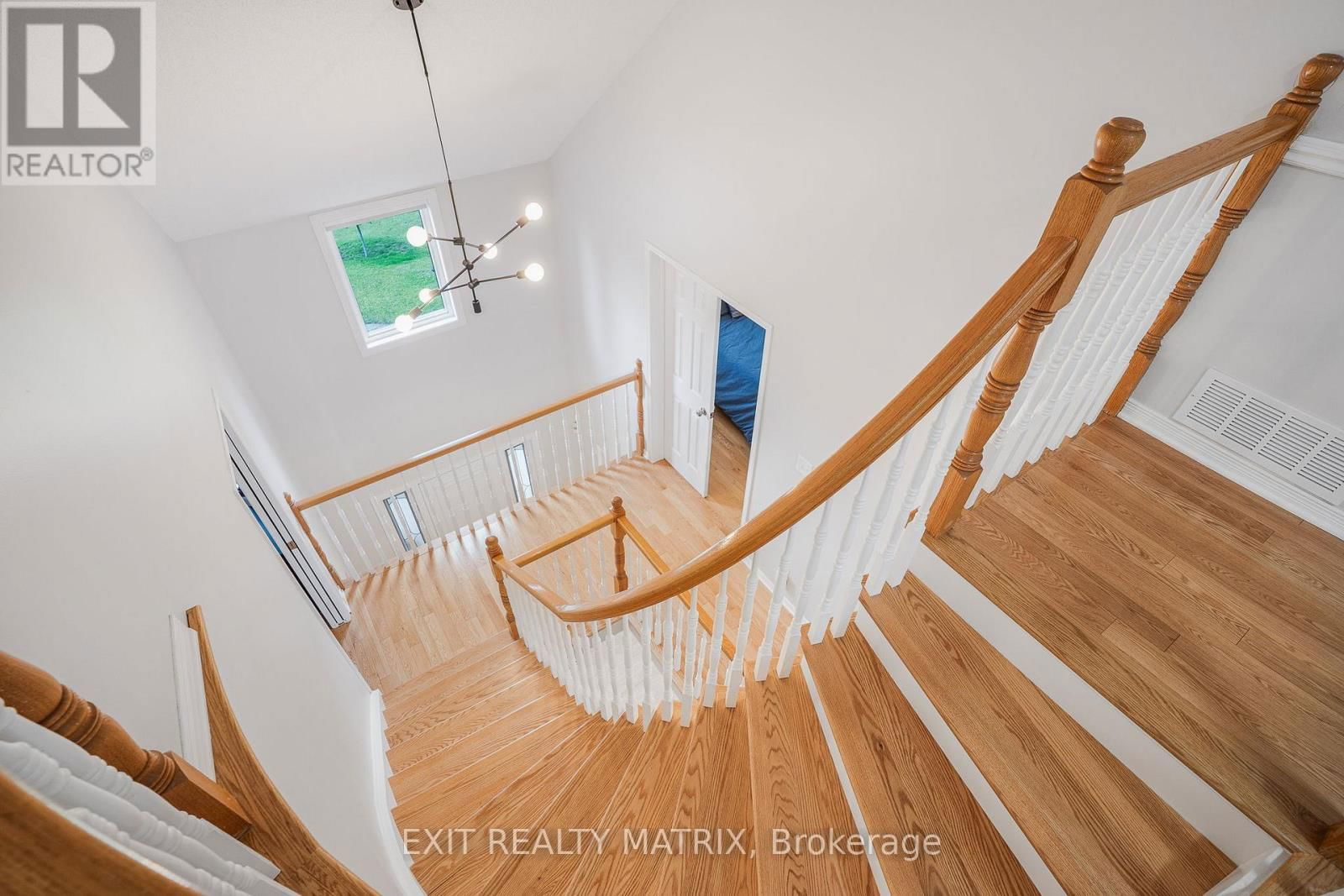 1690 CAMINITI CRESCENT Image 30