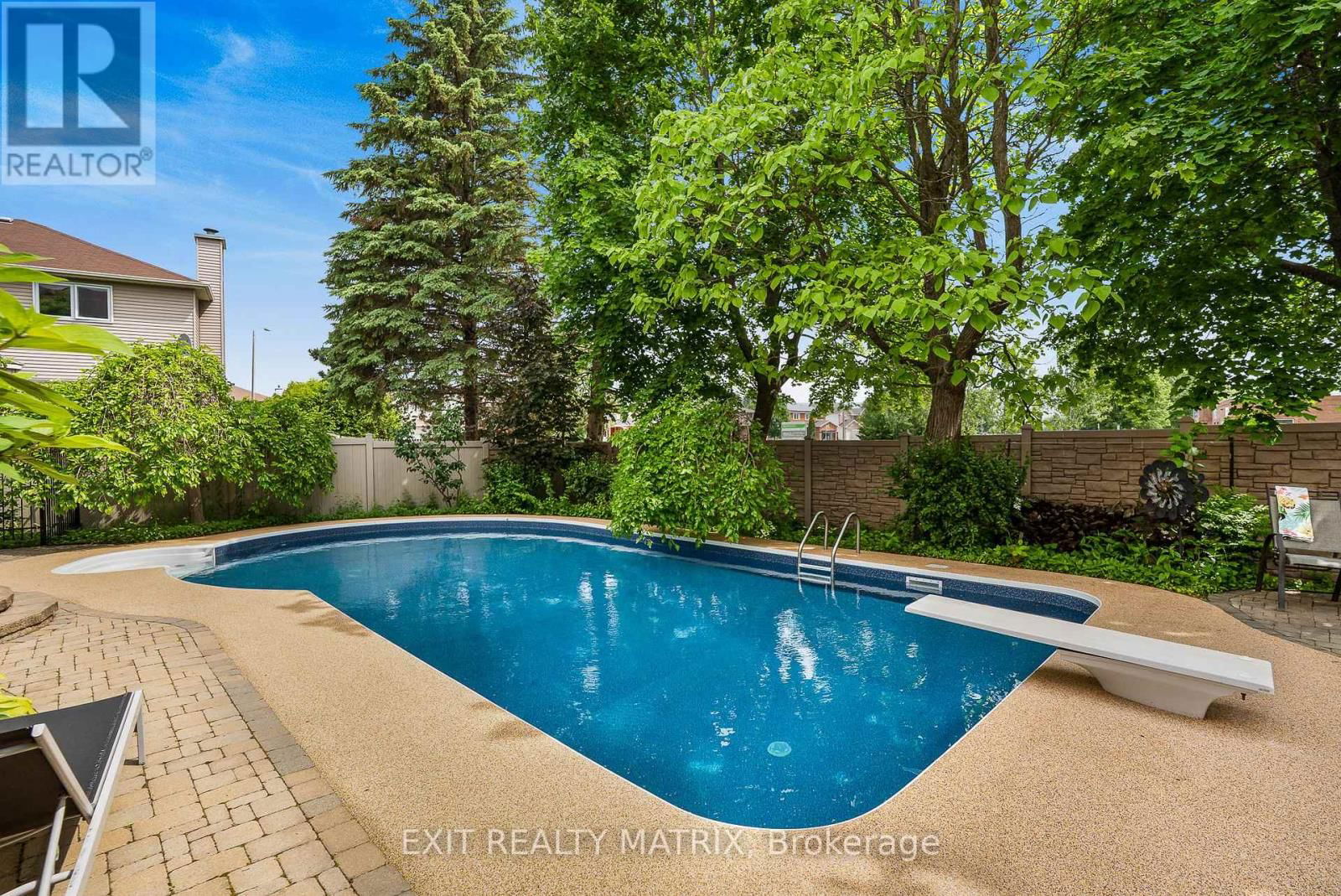 1690 CAMINITI CRESCENT Image 39