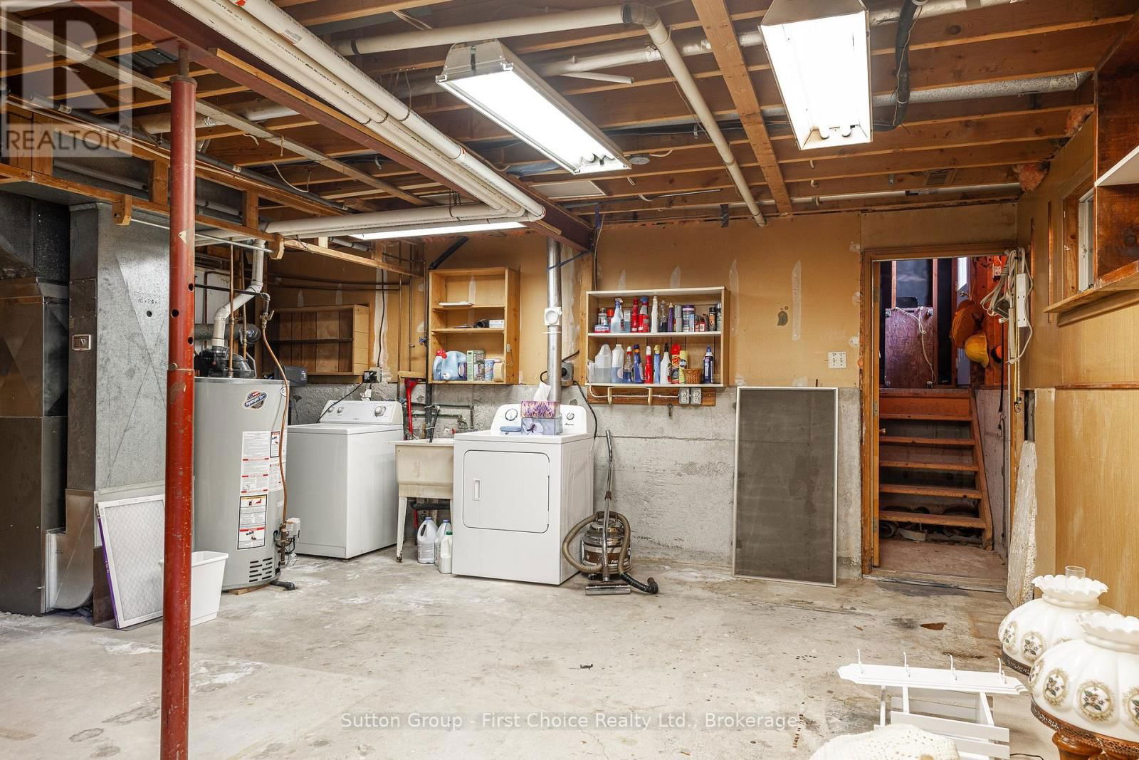 142 KENNER CRESCENT Image 35