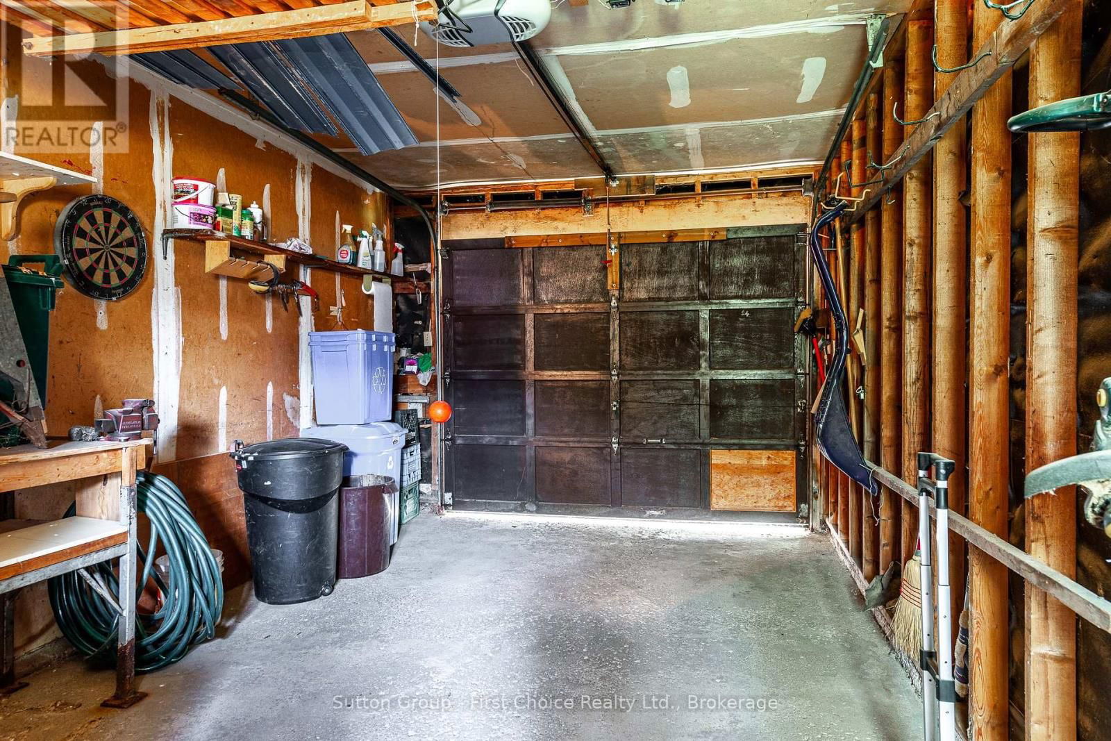 142 KENNER CRESCENT Image 37