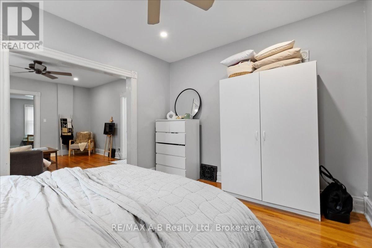 616 ONTARIO STREET Image 16