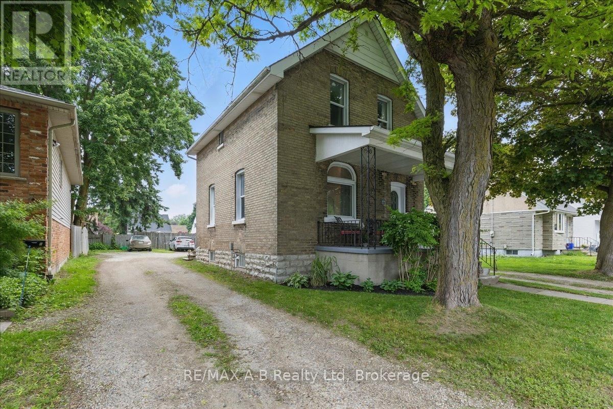 616 ONTARIO STREET Image 3