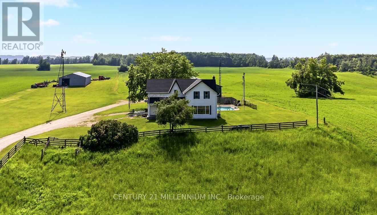 835526 4TH LINE Image 1