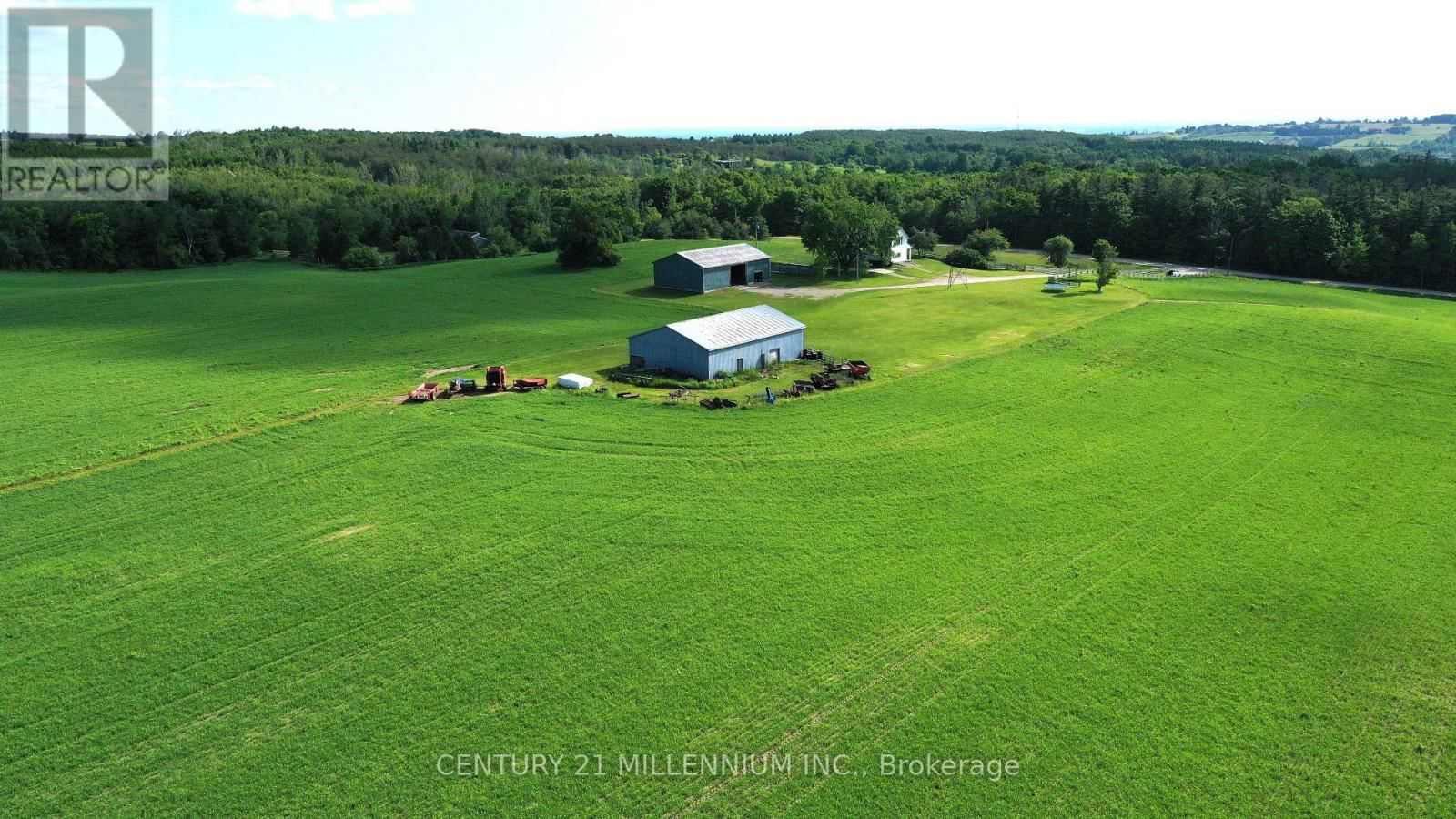 835526 4TH LINE Image 8