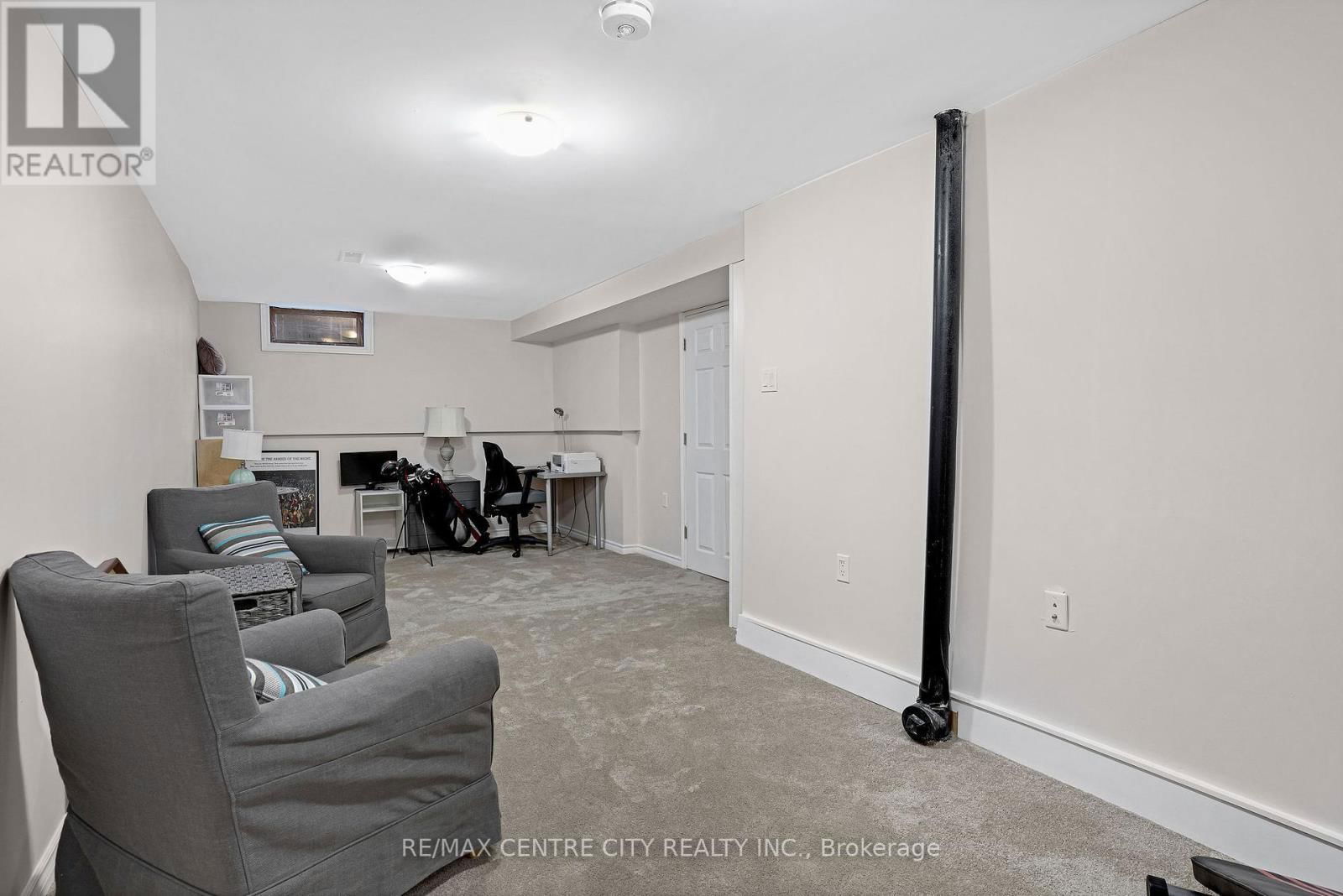 27 - 281 BLUEVALE STREET NORTH Image 28
