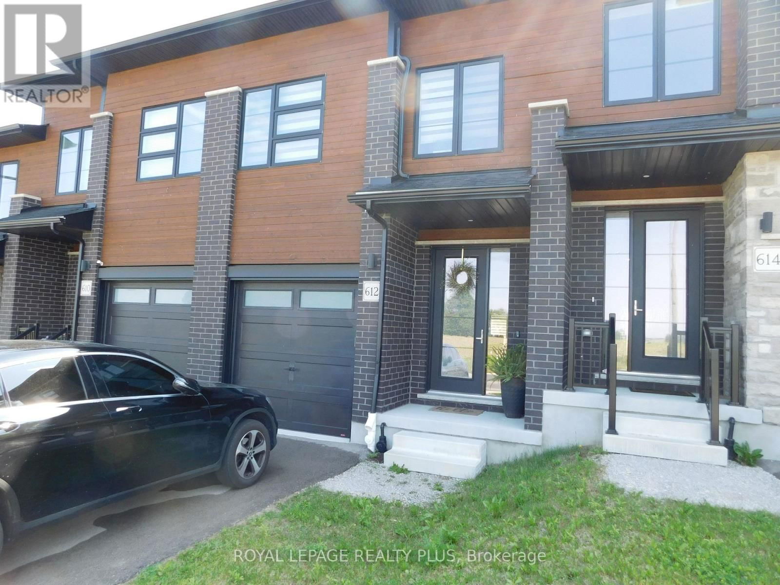 612 CARYNDALE DRIVE Image 1