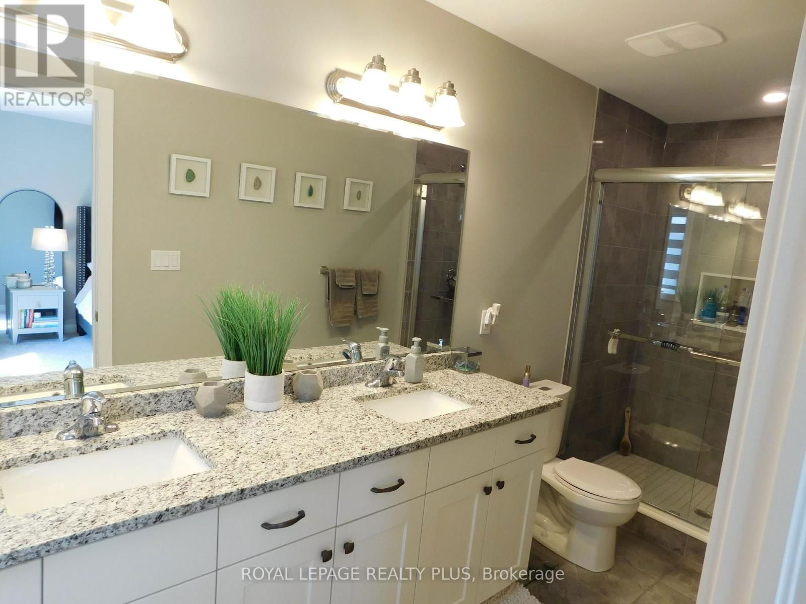 612 CARYNDALE DRIVE Image 32