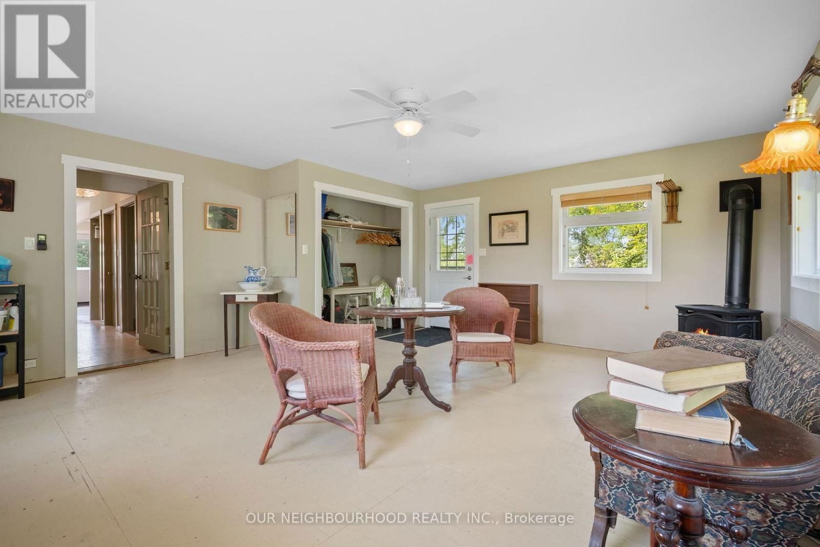 404 CRESTVIEW ROAD Image 18