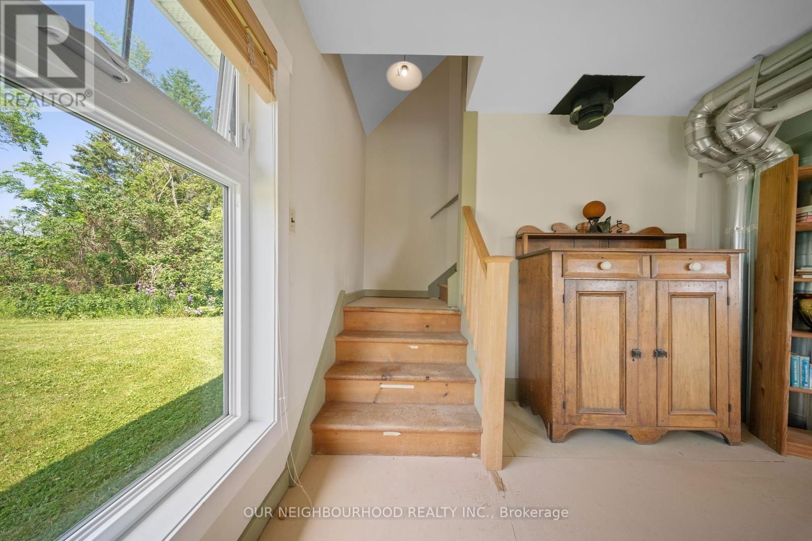 404 CRESTVIEW ROAD Image 20
