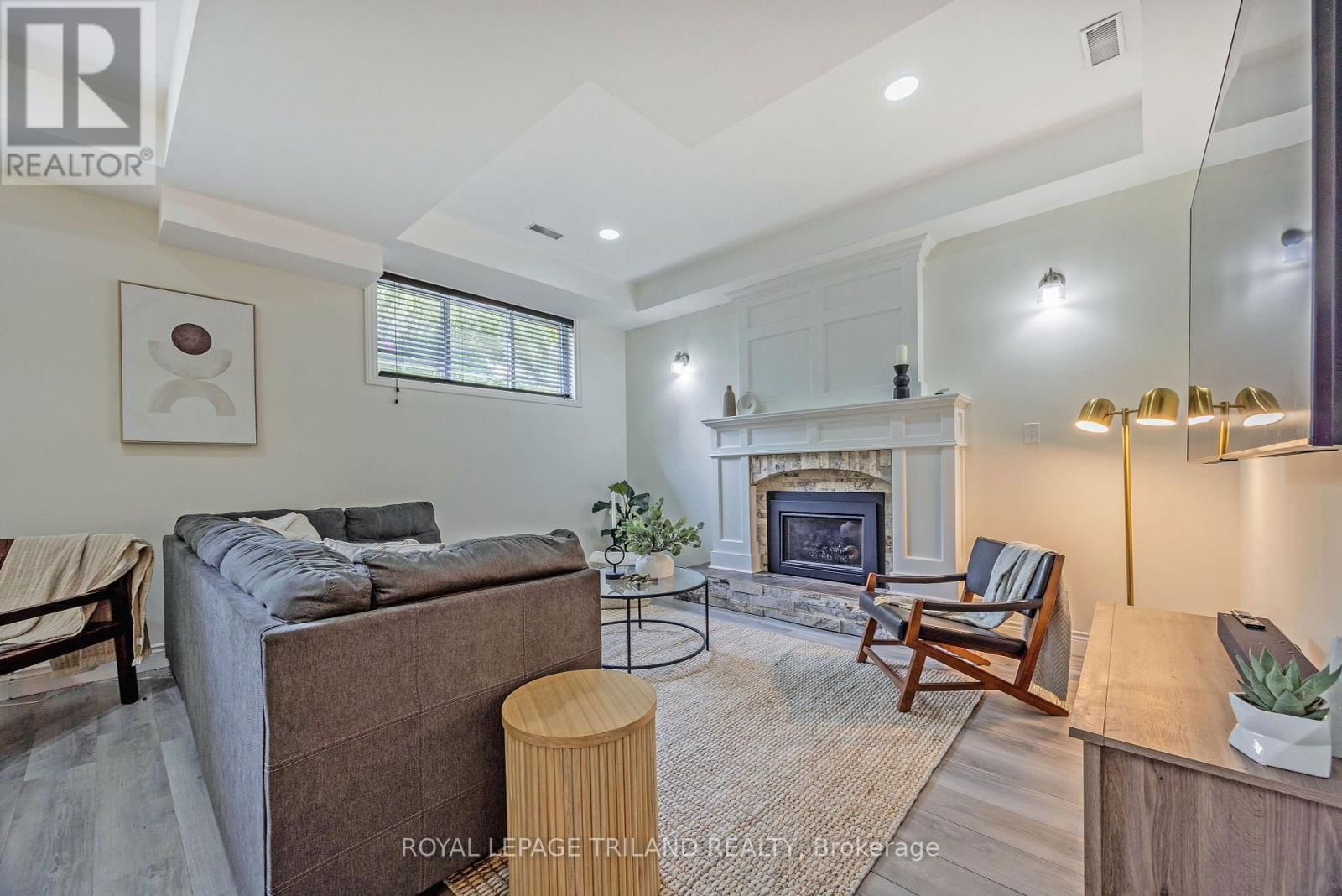 14 FAIRLANE ROAD Image 29