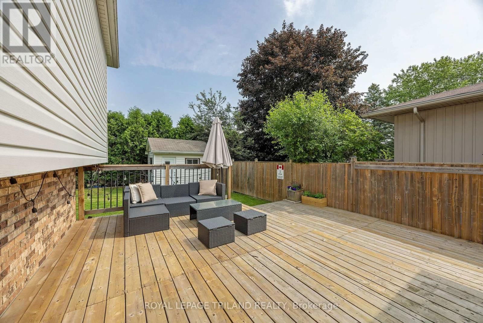 14 FAIRLANE ROAD Image 40