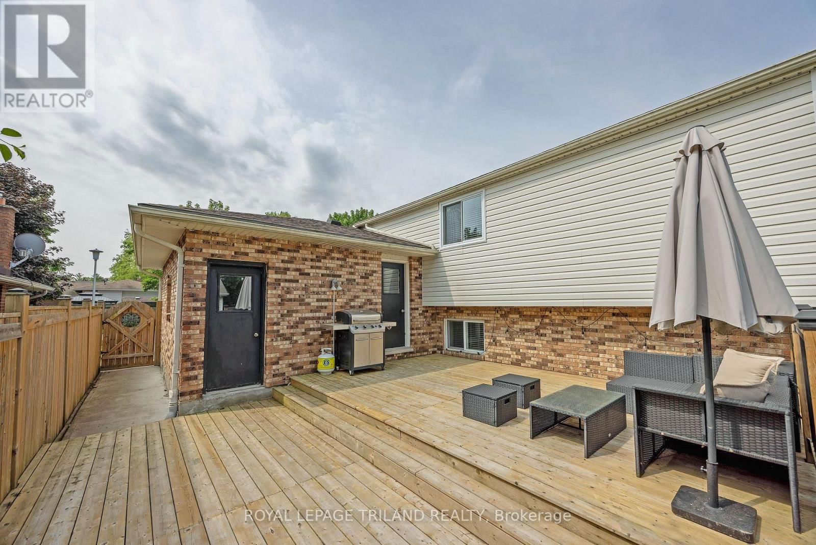 14 FAIRLANE ROAD Image 42
