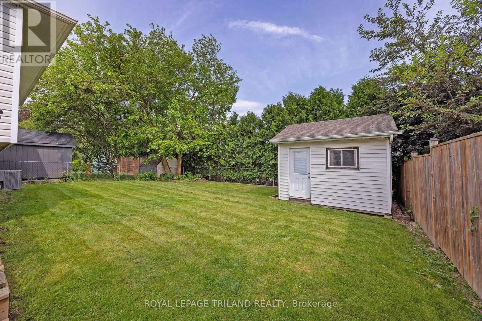 14 FAIRLANE ROAD Image 43