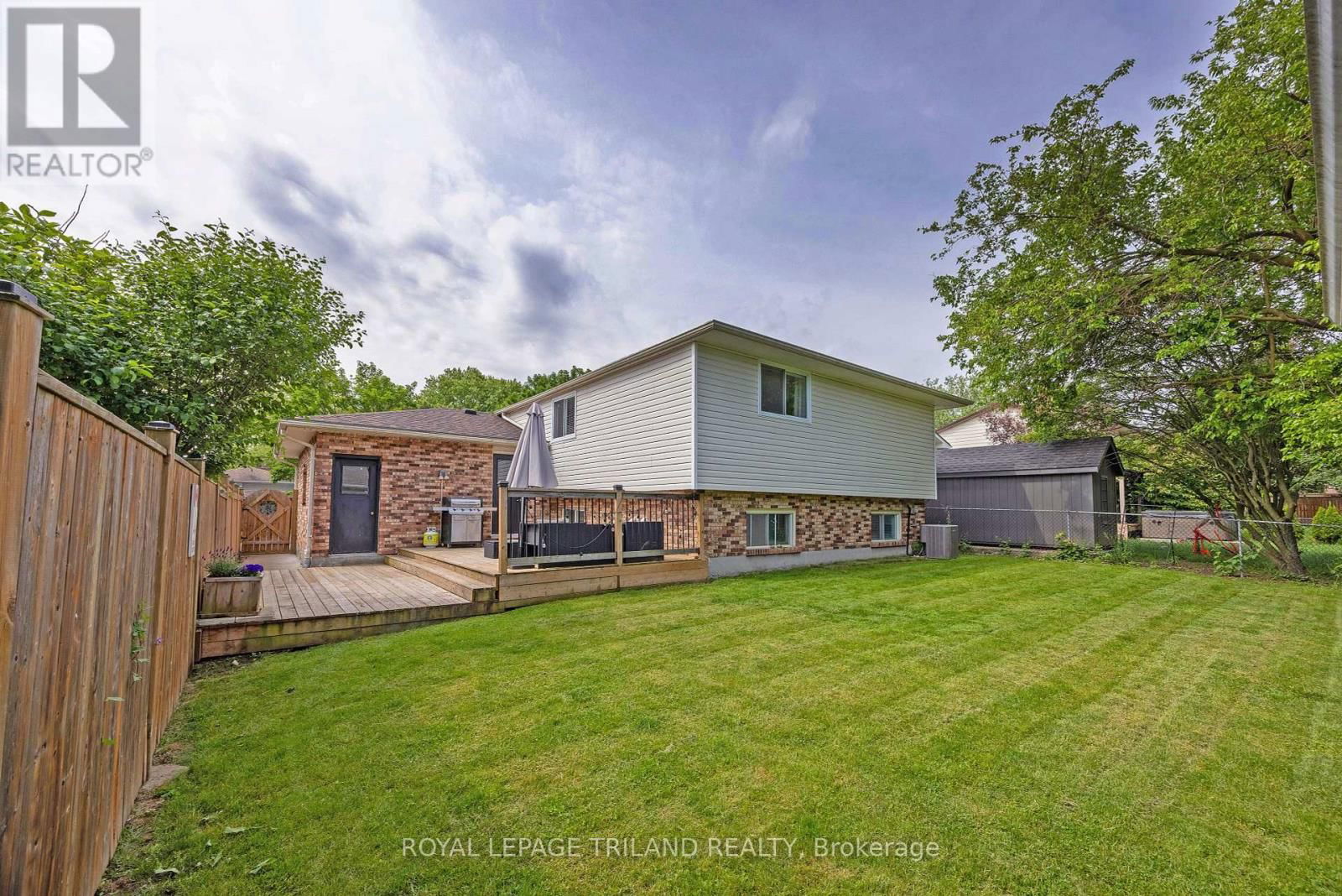 14 FAIRLANE ROAD Image 44