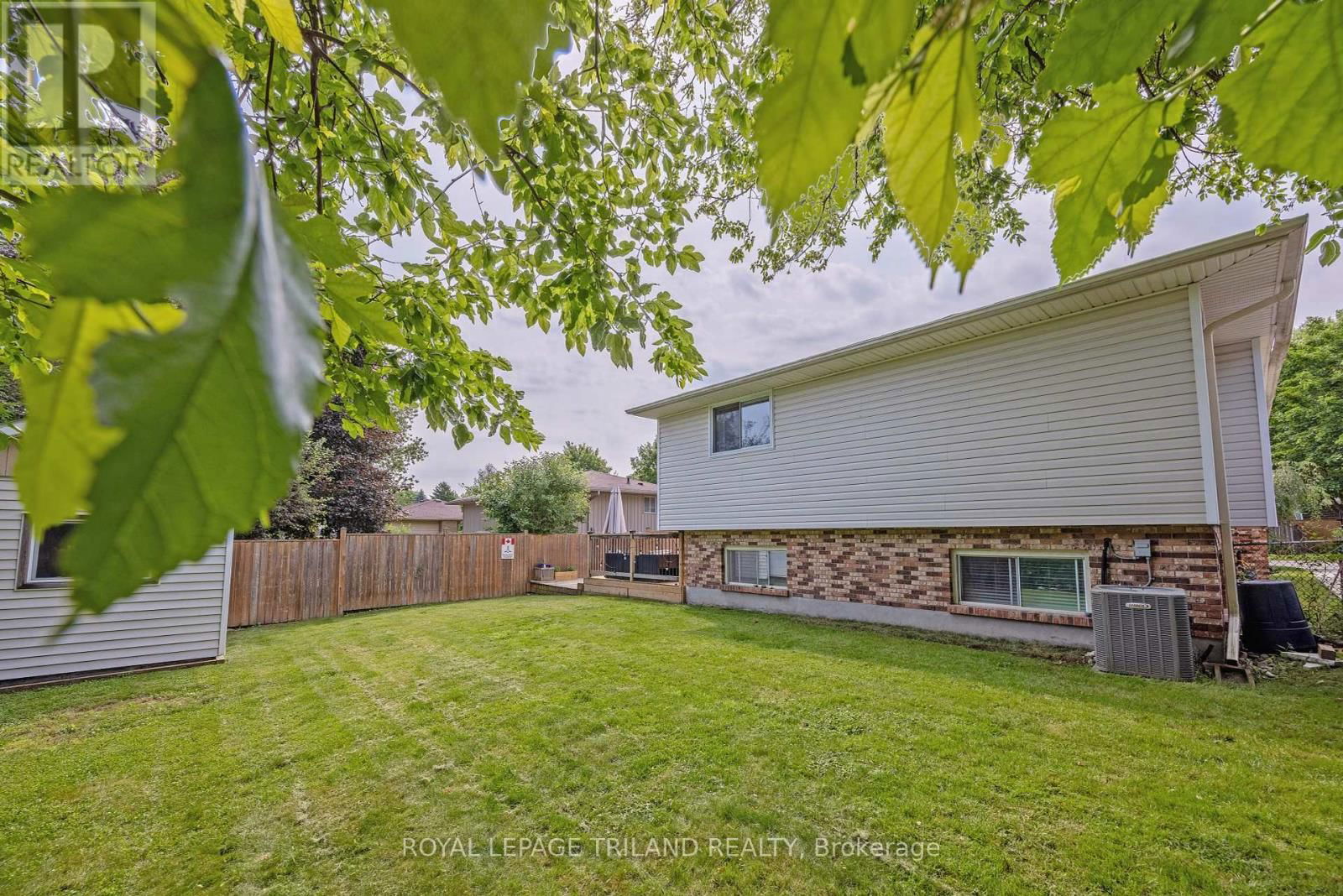 14 FAIRLANE ROAD Image 47