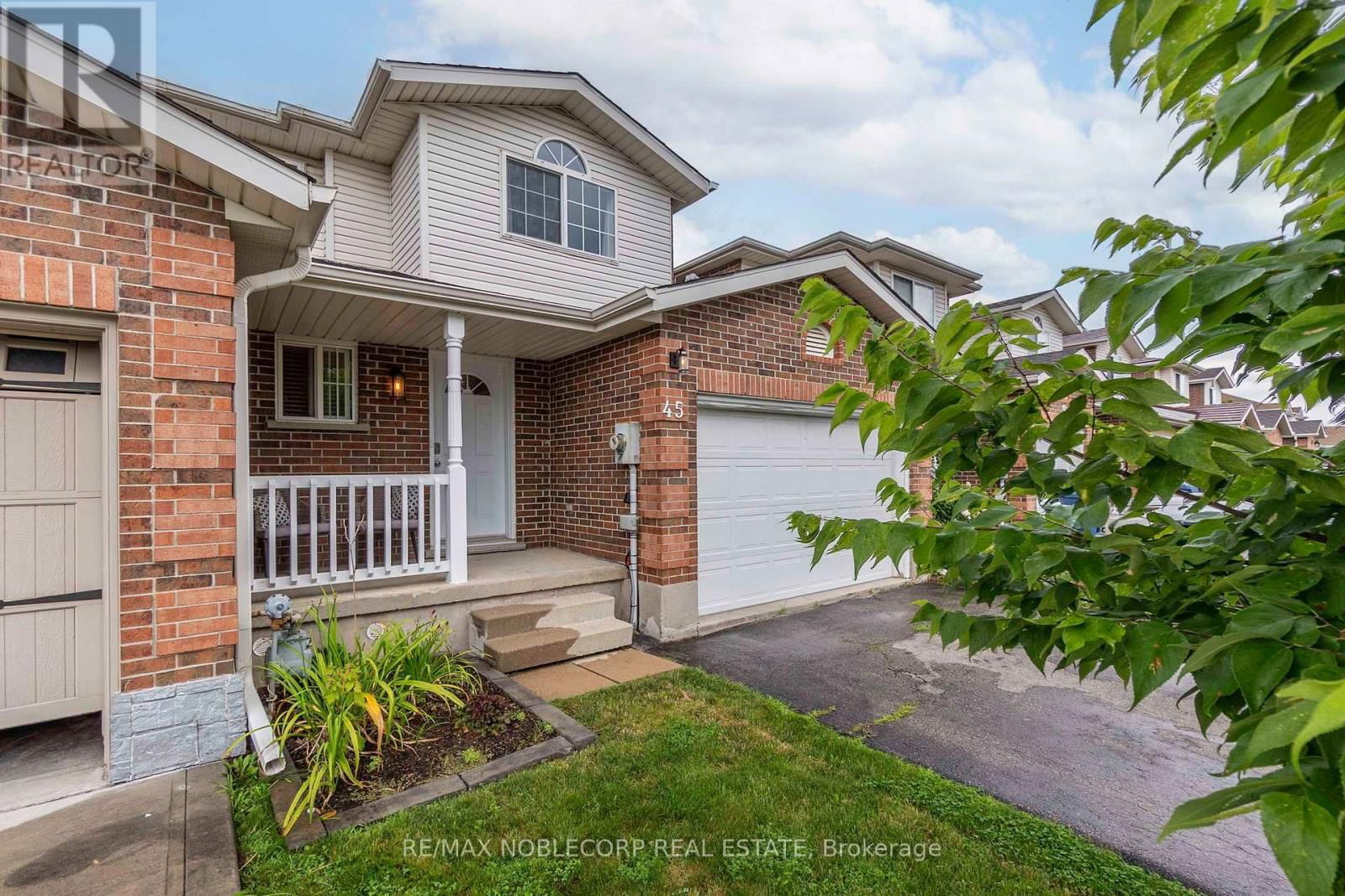 45 HEWITT LANE Image 3