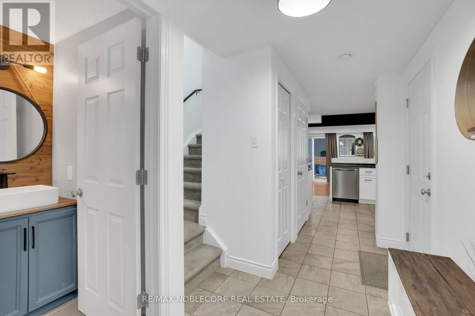 45 HEWITT LANE Image 5