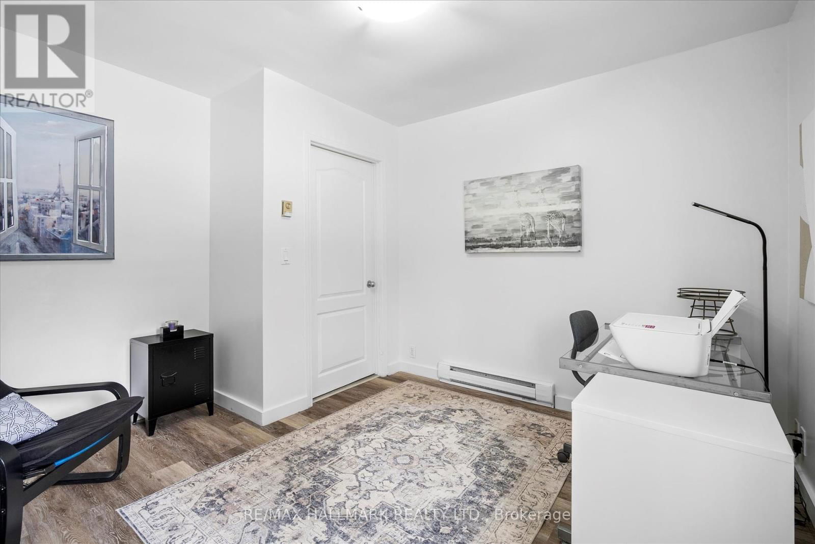 165 TRENTSIDE LANE Image 28