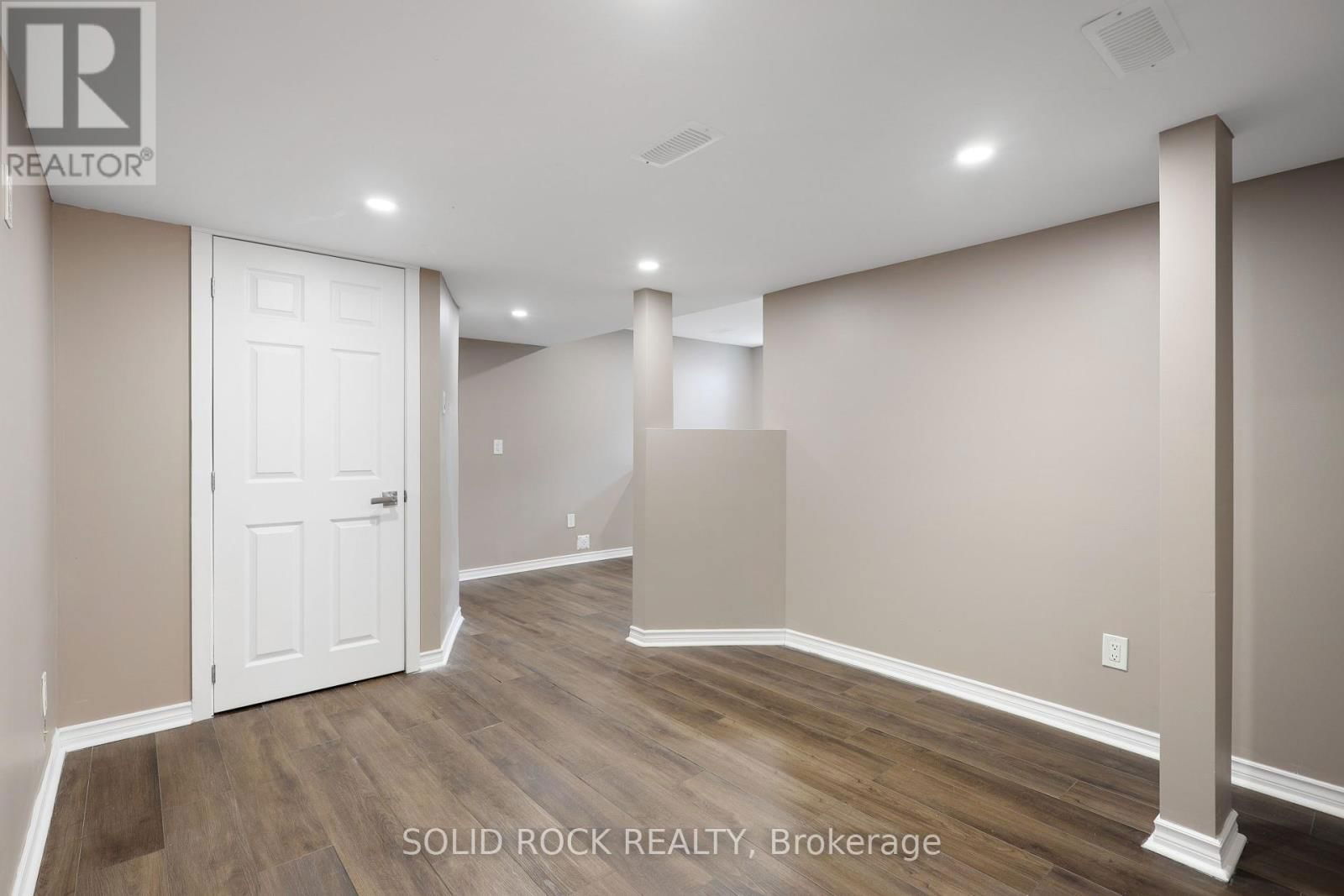 143 BARTONIA CIRCLE Image 29