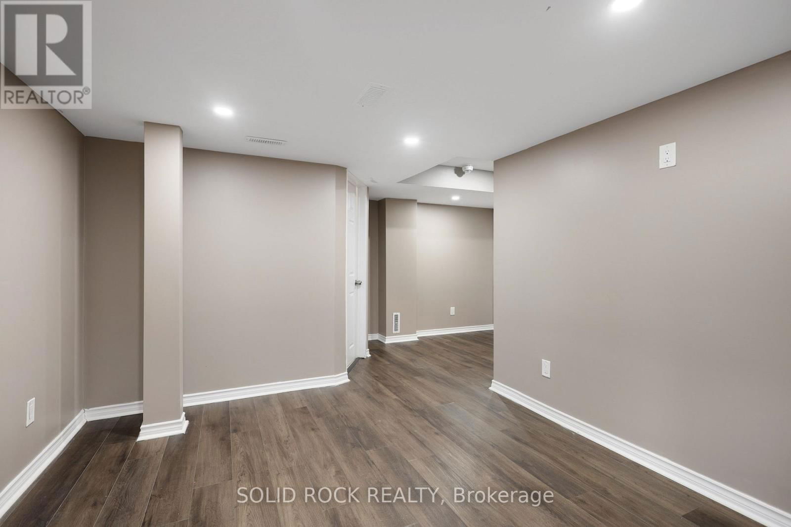 143 BARTONIA CIRCLE Image 31