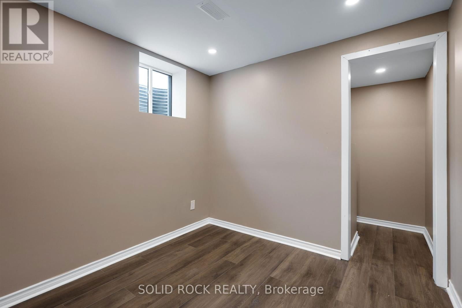 143 BARTONIA CIRCLE Image 33