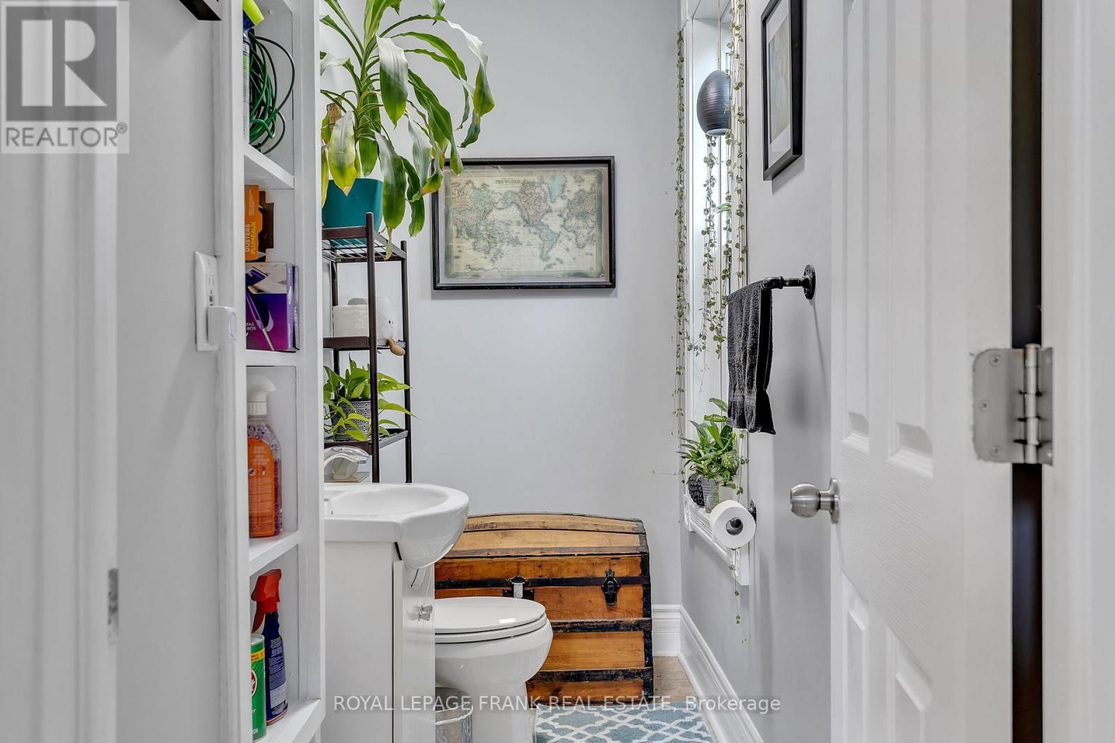 178 STEWART STREET Image 15