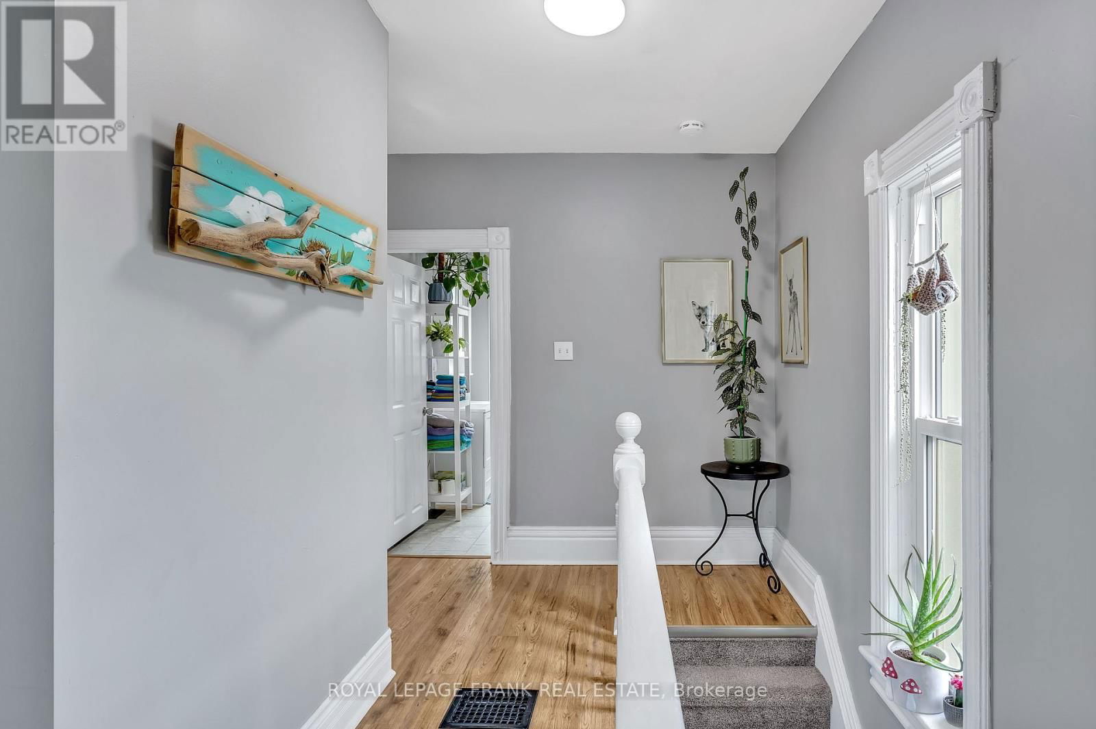 178 STEWART STREET Image 21